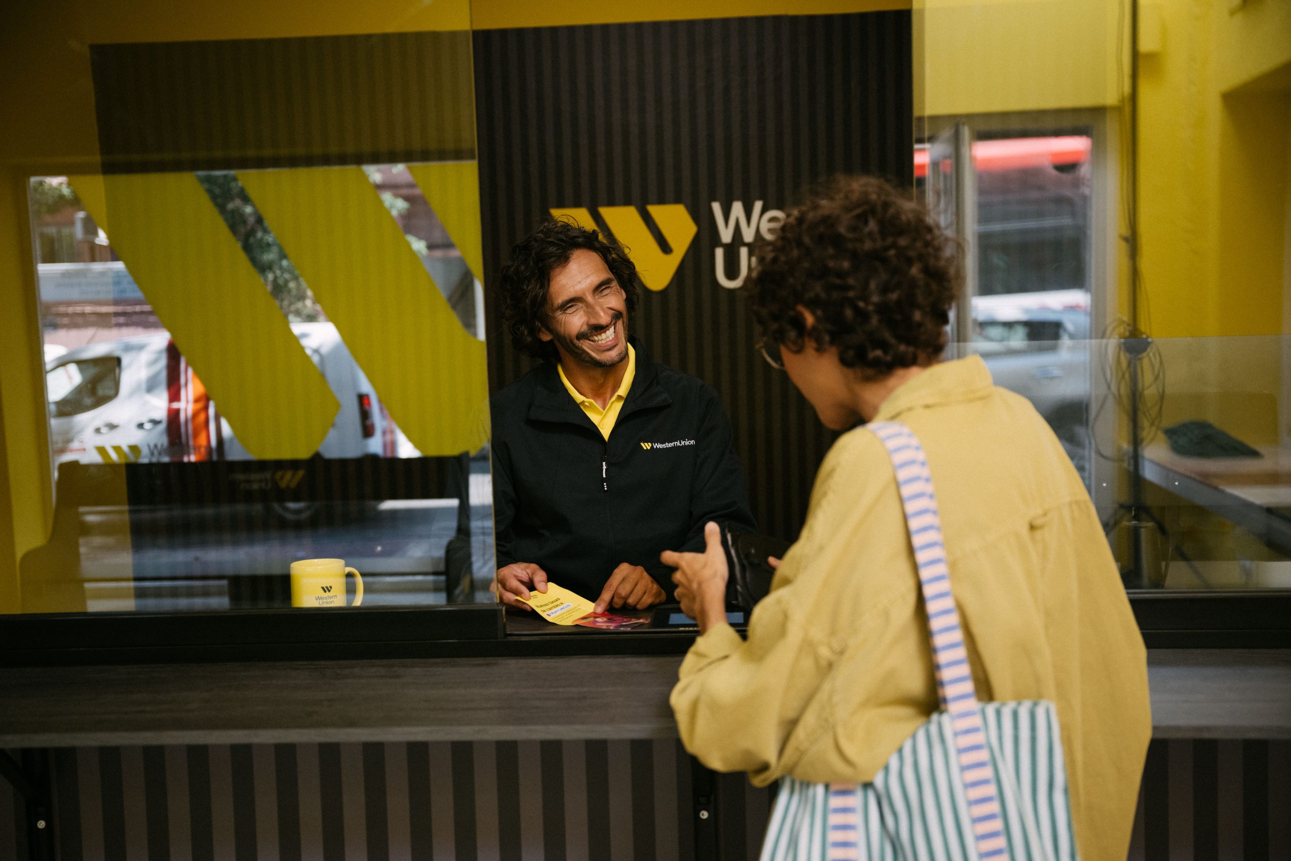Western_Union_GIL_2023_08_30_Store_Retail_Interactions_0172